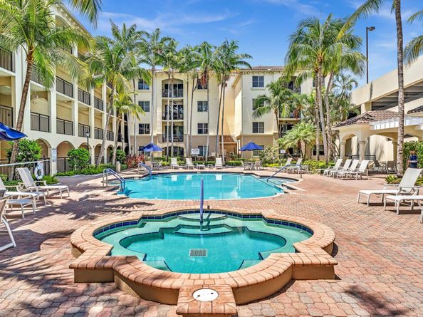2 Renaissance Way 302, Boynton Beach FL 33426