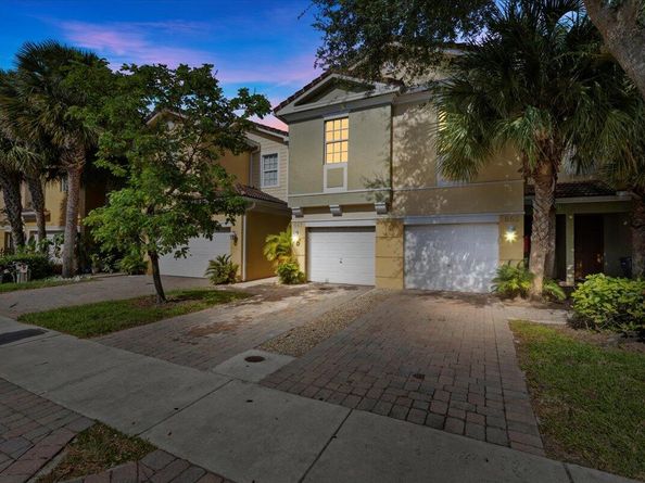 867 Pipers Cay Drive, West Palm Beach FL 33415