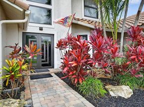 10798 Seacliff Circle, Boca Raton FL 33498