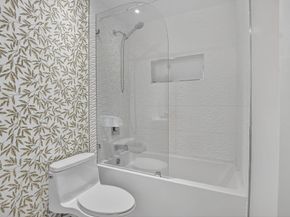 10798 Seacliff Circle, Boca Raton FL 33498
