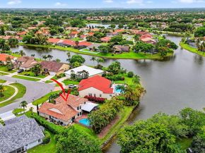 10798 Seacliff Circle, Boca Raton FL 33498