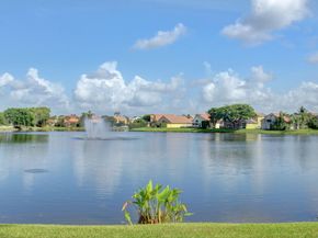 10798 Seacliff Circle, Boca Raton FL 33498