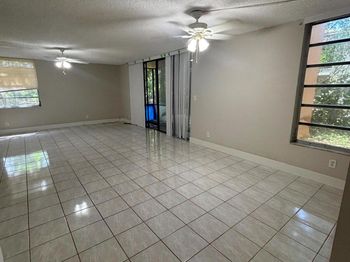 400 Commodore Drive