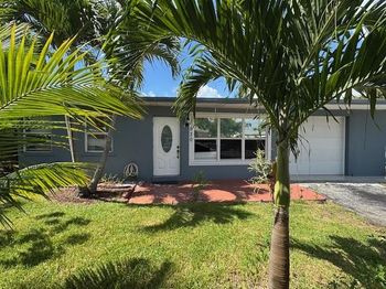 930 NE 23rd Pl