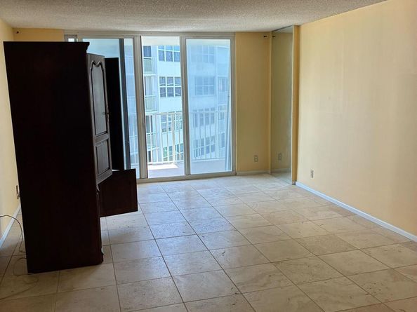 3540 S Ocean Boulevard 609, South Palm Beach FL 33480