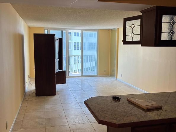 3540 S Ocean Boulevard 609, South Palm Beach FL 33480