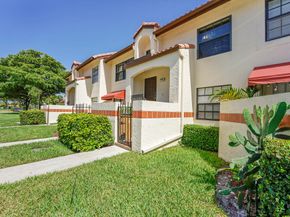 704 Freedom Court, Deerfield Beach FL 33442