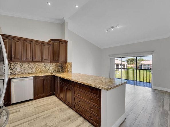 704 Freedom Court, Deerfield Beach FL 33442