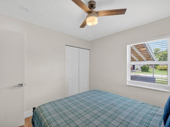 1520 SW 67th Ave, North Lauderdale FL 33068
