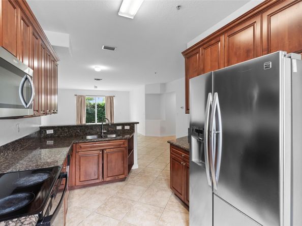 12600 SW 50th Ct 405, Miramar FL 33027