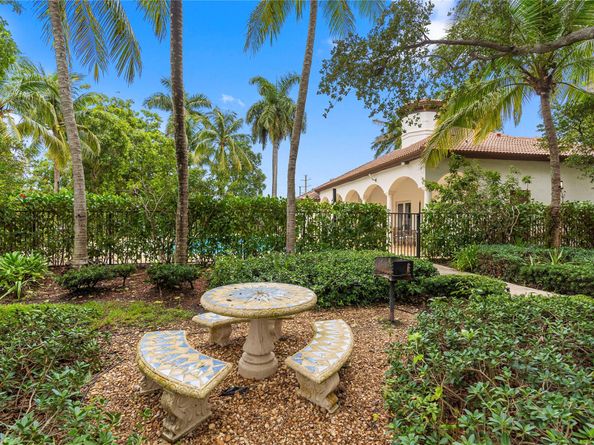 12600 SW 50th Ct 405, Miramar FL 33027