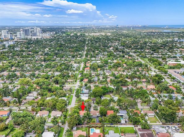 1438 Fletcher St, Hollywood FL 33020