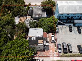 760 NW 32nd St, Miami FL 33127