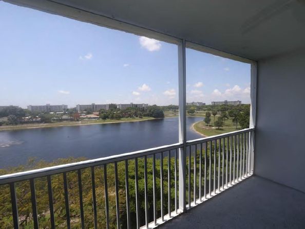 3150 N Course Ln 604, Pompano Beach FL 33069