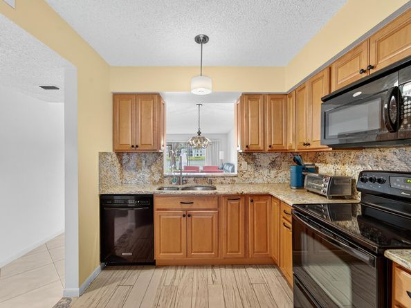 6193 Pointe Regal Circle 106, Delray Beach FL 33484