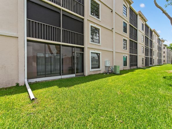 6193 Pointe Regal Circle 106, Delray Beach FL 33484