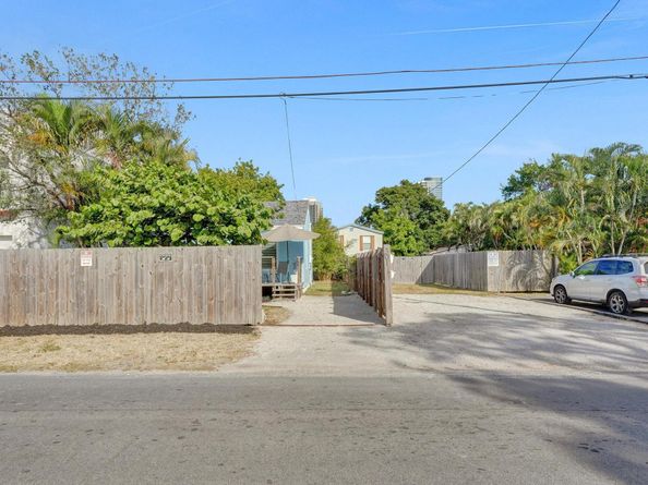 301 SW 9th, Fort Lauderdale FL 33315