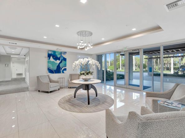 2720 Donald Ross Road 203, Palm Beach Gardens FL 33410