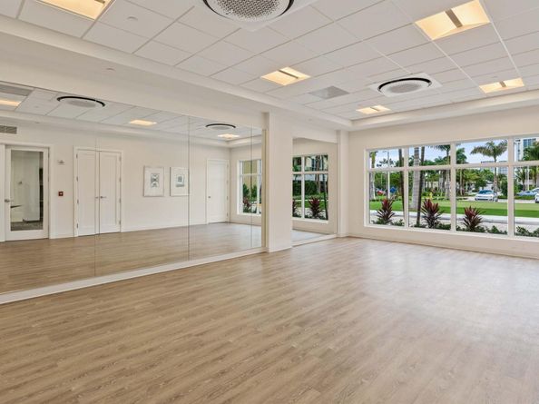 2720 Donald Ross Road 203, Palm Beach Gardens FL 33410