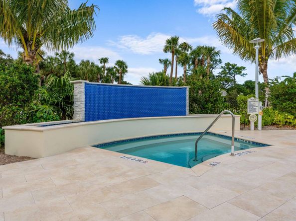 2720 Donald Ross Road 203, Palm Beach Gardens FL 33410