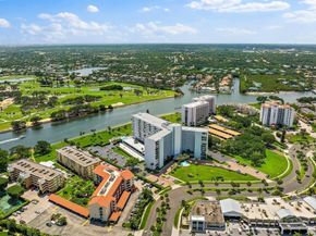 336 Golfview Road 719, North Palm Beach FL 33408