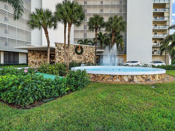 336 Golfview Road 719, North Palm Beach FL 33408