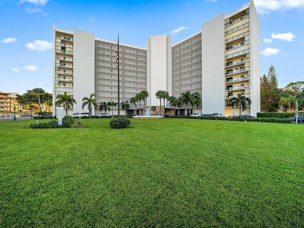 336 Golfview Road 719, North Palm Beach FL 33408
