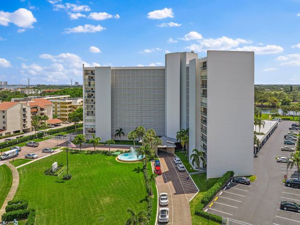 336 Golfview Road 719, North Palm Beach FL 33408
