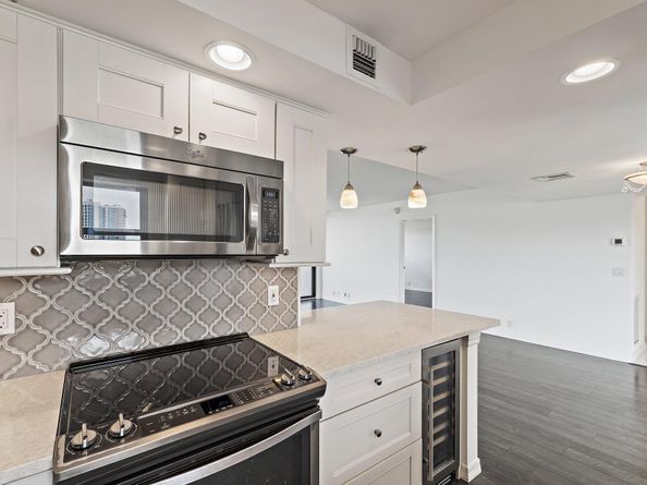 336 Golfview Road 719, North Palm Beach FL 33408