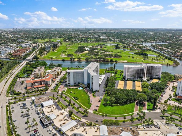 336 Golfview Road 719, North Palm Beach FL 33408