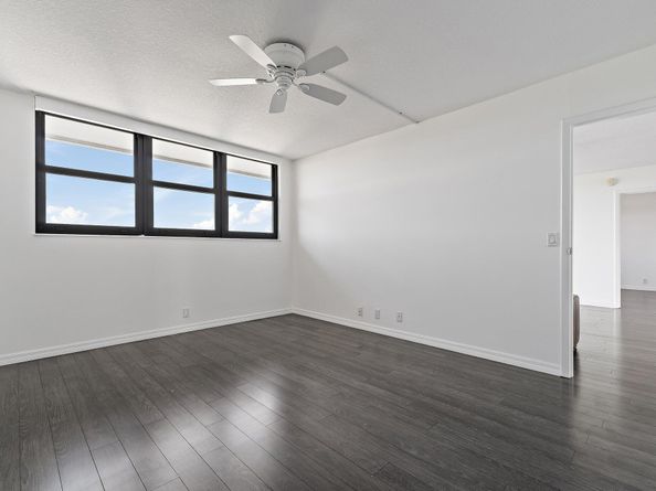 336 Golfview Road 719, North Palm Beach FL 33408
