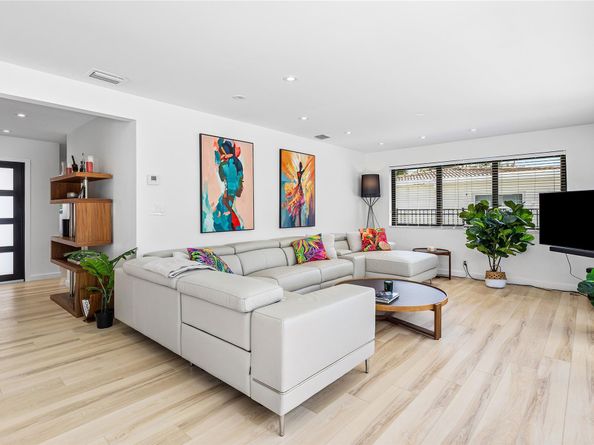 1012 Avocado Isle, Fort Lauderdale FL 33315