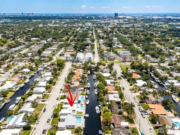 1012 Avocado Isle, Fort Lauderdale FL 33315