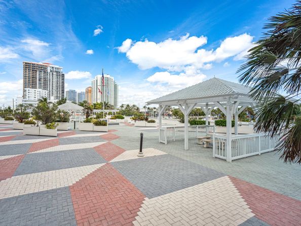 1 Las Olas Circle PH3, Fort Lauderdale FL 33316