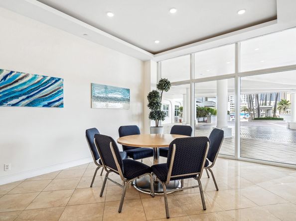 1 Las Olas Circle PH3, Fort Lauderdale FL 33316