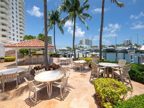 1 Las Olas Circle PH3, Fort Lauderdale FL 33316