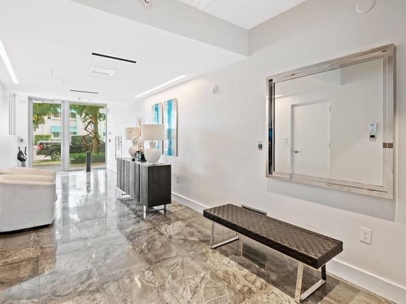 133 Isle of Venice Dr 201, Fort Lauderdale FL 33301
