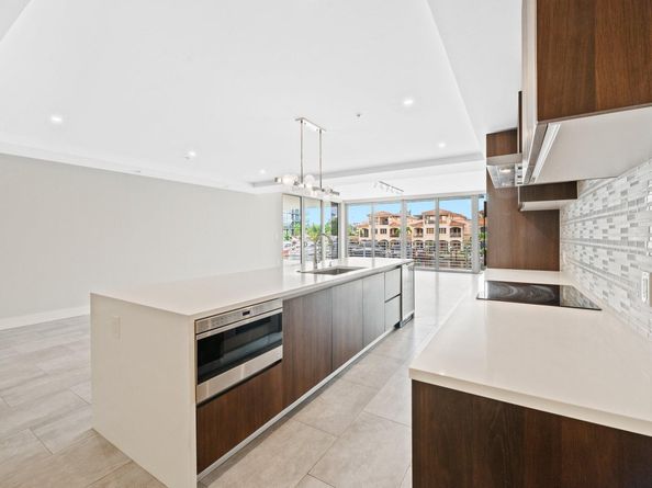 133 Isle of Venice Dr 201, Fort Lauderdale FL 33301