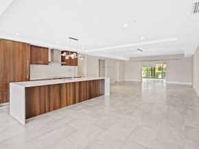 133 Isle of Venice Dr 201, Fort Lauderdale FL 33301