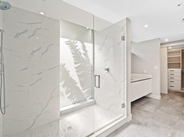 133 Isle of Venice Dr 201, Fort Lauderdale FL 33301