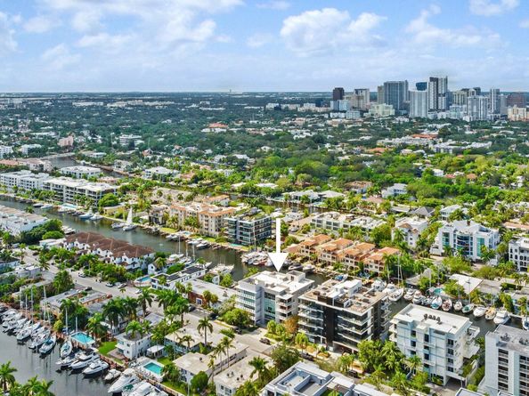 133 Isle of Venice Dr 201, Fort Lauderdale FL 33301