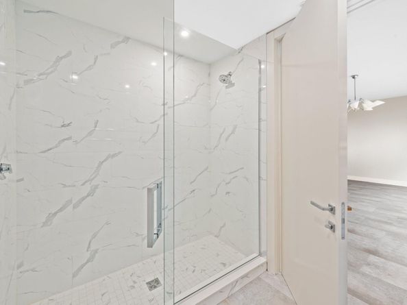 133 Isle of Venice Dr 201, Fort Lauderdale FL 33301