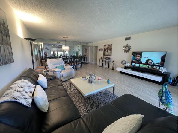 11282 Green Lake Drive 202, Boynton Beach FL 33437