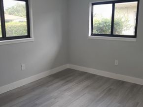 440 NE 174th St, North Miami Beach FL 33162