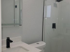 440 NE 174th St, North Miami Beach FL 33162