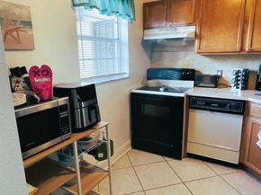 12011 Poinciana 102 Boulevard S 102, Royal Palm Beach FL 33411