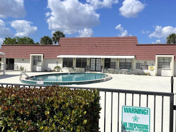 12011 Poinciana 102 Boulevard S 102, Royal Palm Beach FL 33411