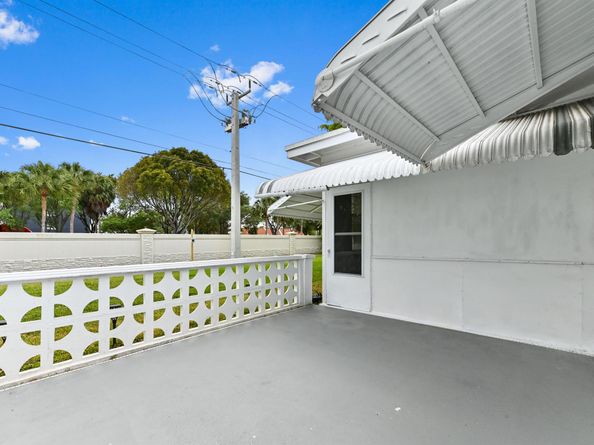 8308 NW 57th Court, Tamarac FL 33321