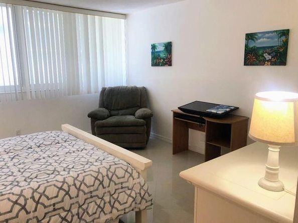 125 S Ocean Avenue 207, Palm Beach Shores FL 33404