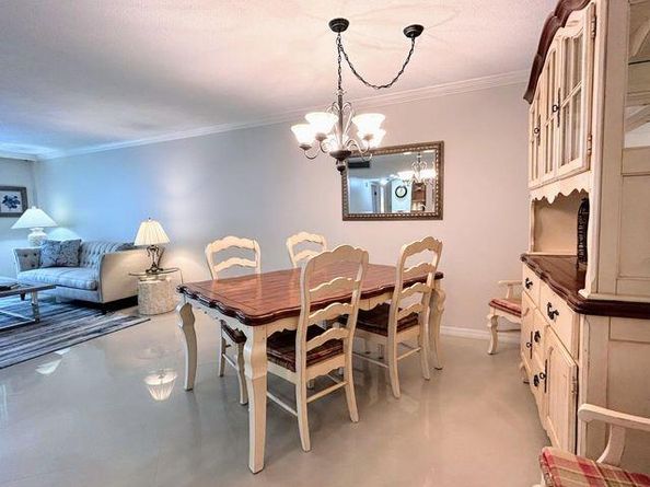 125 S Ocean Avenue 207, Palm Beach Shores FL 33404